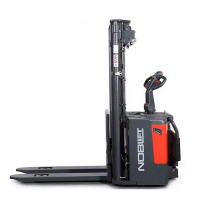 Штабелер электрический самоходный NOBLELIFT PS 15 1,5 т 5,5 м